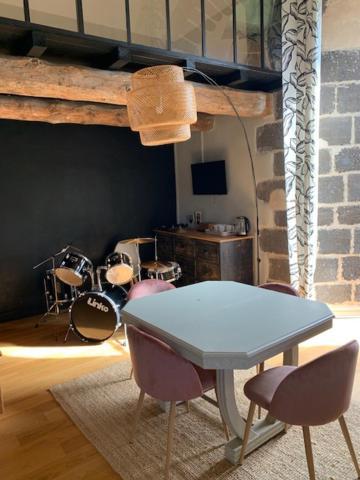 Chambres Et Maisons D'Hotes Du Prieure De La Bajasse - Le 1150 Vieille-Brioude Ngoại thất bức ảnh